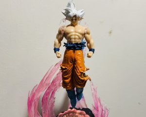Dragon ball goku action figure with light